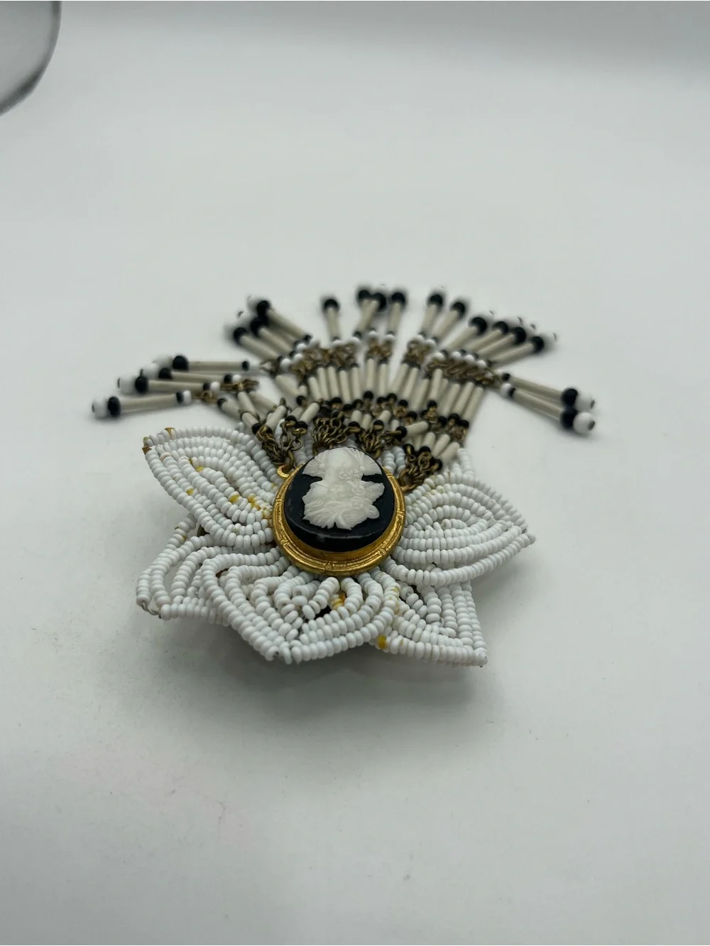 Cameo seed beed tassel oversized brooch pin white gold black vintage